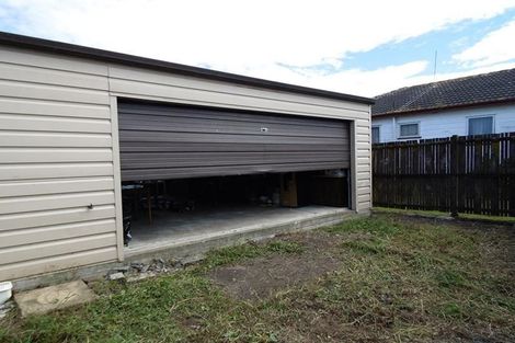 Photo of property in 15 Navigator Place, Papatoetoe, Auckland, 2025