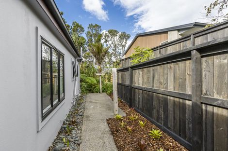 Photo of property in 3/8 Golf Road, New Lynn, Auckland, 0600