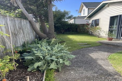 Photo of property in 4 Toru Street, Lyall Bay, Wellington, 6022