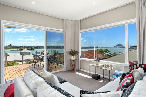 Photo of property in 5 Edgecumbe Road, Tauranga, 3110