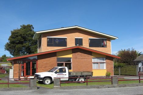 Photo of property in 139 Russell Street, Westport, 7825