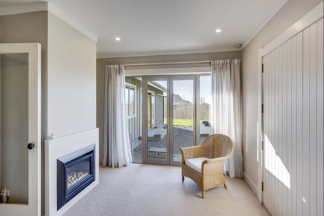 Photo of property in 137 Walcott Lane, Kahuranaki, 4295