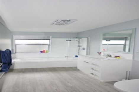 Photo of property in 2/4 Baffin Street, Wainoni, Christchurch, 8061