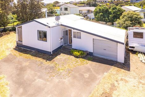 Photo of property in 44a Seafront Road, Castlecliff, Whanganui, 4501