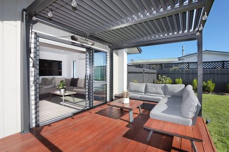 Photo of property in 7b Terrace Street, Marton, 4710