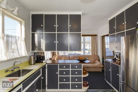 Photo of property in 18 Churchill Avenue, Feilding, 4702