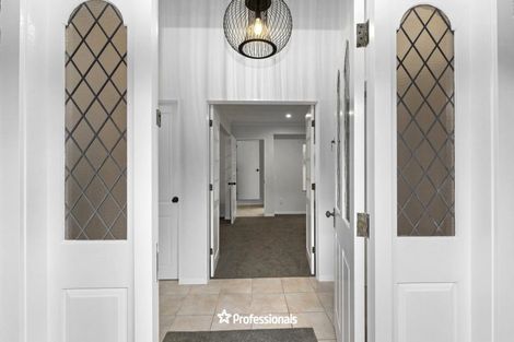 Photo of property in 14 Matuhi Street, Tirohanga, Lower Hutt, 5010