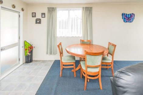 Photo of property in 68 Hinau Street, Castlecliff, Whanganui, 4501