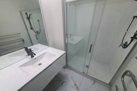 Photo of property in 2/486 Barbadoes Street, Edgeware, Christchurch, 8013