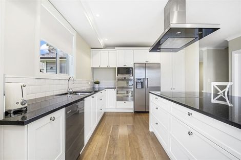 Photo of property in 21 Longbow Terrace, Flagstaff, Hamilton, 3210