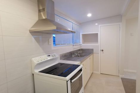 Photo of property in 44 Brandon Road, Glen Eden, Auckland, 0602