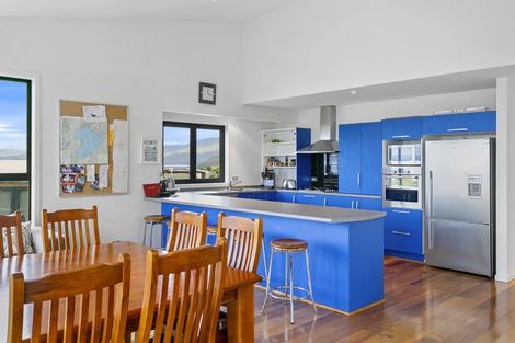 Photo of property in 10 Te Waaka Terrace, Kuratau, Turangi, 3381