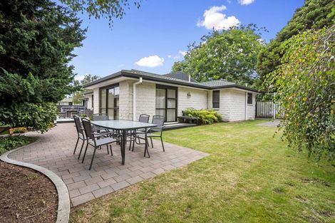 Photo of property in 27 Humphries Place, Awapuni, Palmerston North, 4412