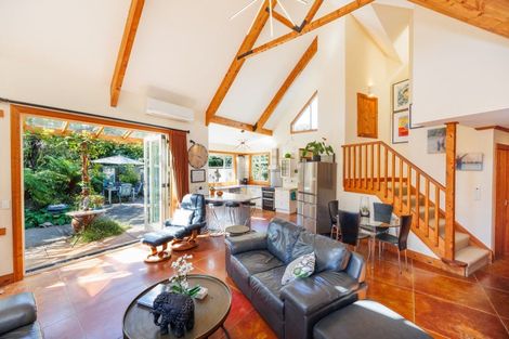 Photo of property in 355 Turitea Road, Turitea, Palmerston North, 4472