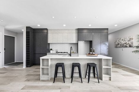 Photo of property in 26 Vinistra Road, Kumeu, 0810