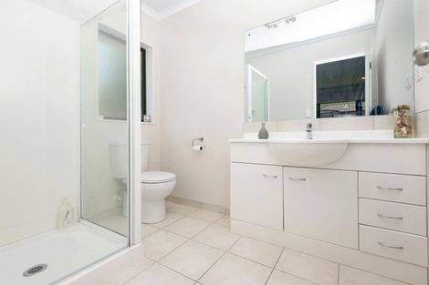 Photo of property in 9 Franshell Crescent, East Tamaki, Auckland, 2013