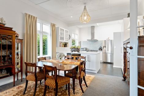 Photo of property in 56 Norfolk Street, Saint Clair, Dunedin, 9012