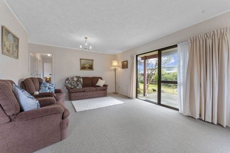 Photo of property in 11 Ferndale Place, Feilding, 4702