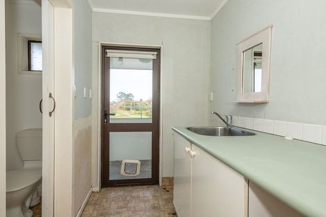 Photo of property in 8 Shelswell Street, Westport, 7825