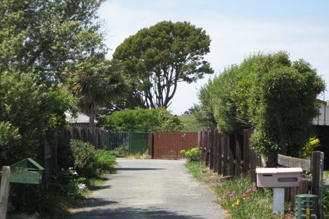 Photo of property in 79 Saint Heliers Crescent, Aranui, Christchurch, 8061