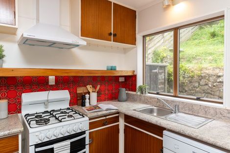 Photo of property in 79a Churton Drive, Churton Park, Wellington, 6037