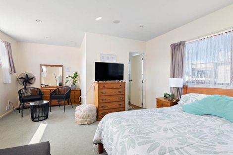 Photo of property in 33b Florence Avenue, Orewa, 0931