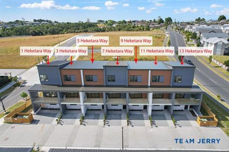 Photo of property in 1 Heketara Way, Massey, Auckland, 0614