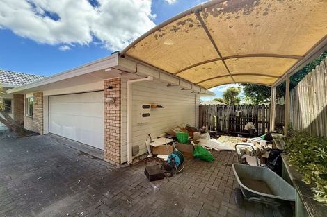 Photo of property in 164 Millhouse Drive, Golflands, Auckland, 2013