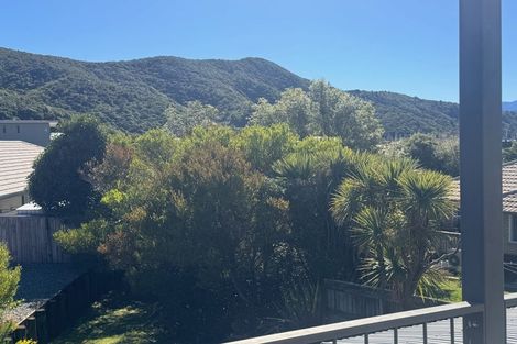 Photo of property in 255 Waikawa Road, Waikawa, Picton, 7220