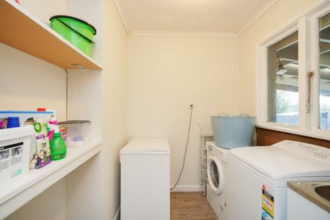 Photo of property in 106 Dunlop Street, Wallacetown, 9816