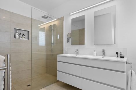 Photo of property in 5d Tui Glen, Omokoroa, 3114