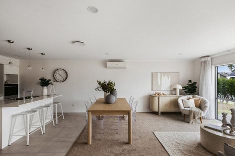 Photo of property in 16 Selliera Place, Papamoa Beach, Papamoa, 3118