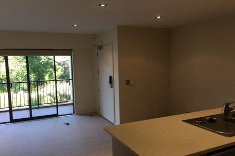 Photo of property in 10/7 The Avenue, Albany, Auckland, 0632