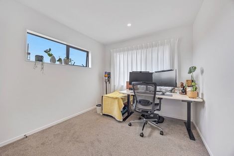 Photo of property in 13d Morton Avenue, Forrest Hill, Auckland, 0620