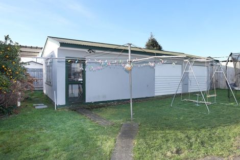 Photo of property in 17 Collins Crescent, Feilding, 4702