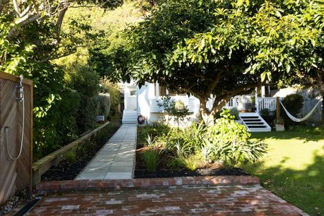 Photo of property in 265 Muritai Road, Eastbourne, Lower Hutt, 5013