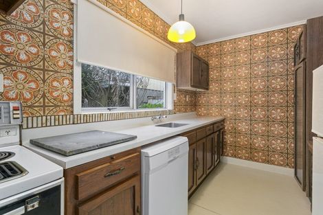 Photo of property in 23a Waiwera Place, Waiwera, Orewa, 0994