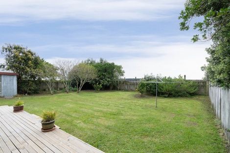 Photo of property in 3 Anga Street, Tangimoana, 4822