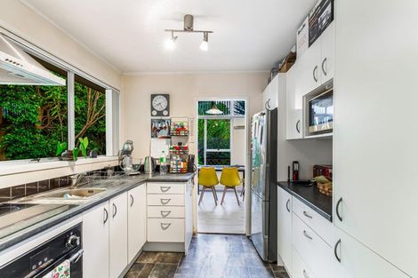 Photo of property in 10 Skyla Place, Massey, Auckland, 0614