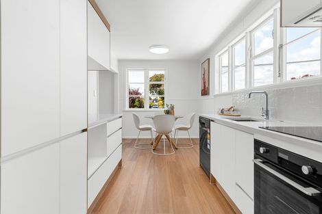 Photo of property in 19 Portal Crescent, Beerescourt, Hamilton, 3200