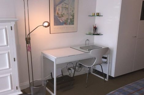 Photo of property in Latitude 37 East Apartments, 1k/20 Pakenham Street East, Auckland Central, Auckland, 1010