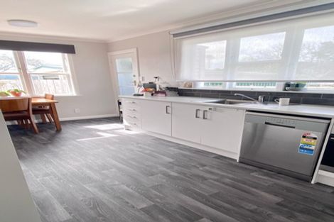 Photo of property in 8 Arawhata Road, Paraparaumu, 5032