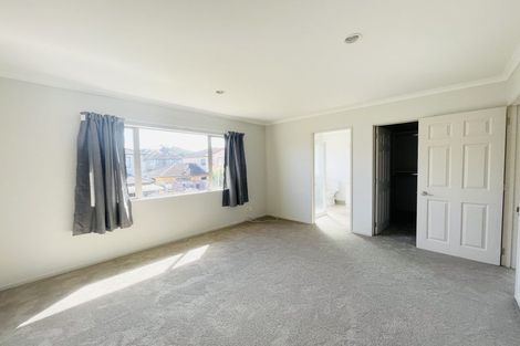 Photo of property in 3 Dione Place, Flat Bush, Auckland, 2016