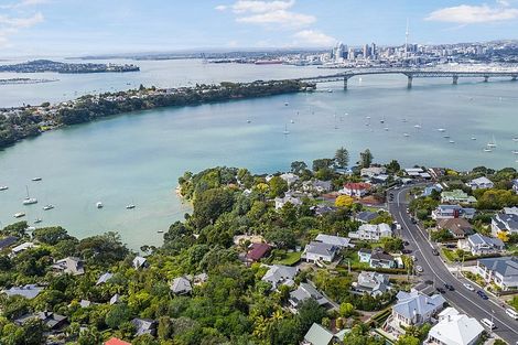 Photo of property in 49 Hinemoa Street, Birkenhead, Auckland, 0626