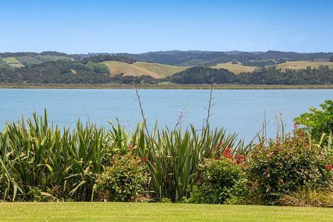 Photo of property in 71 Goodall Road, Snells Beach, 0920