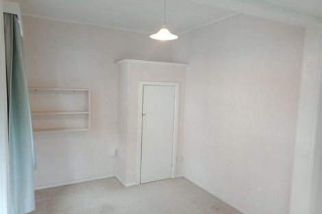 Photo of property in 18 Selwyn Road, Hospital Hill, Napier, 4110