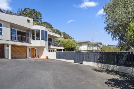 Photo of property in 11f Duncan Street, Tawa, Wellington, 5028
