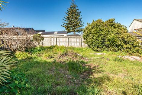 Photo of property in 10 Morgan Street, Castlecliff, Whanganui, 4501
