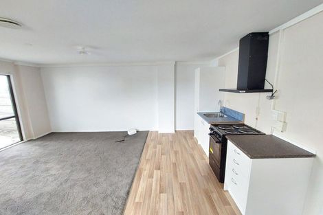 Photo of property in 11 Gambare Place, Wattle Downs, Auckland, 2103