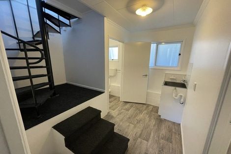 Photo of property in 35c Clearmont Crescent, Blagdon, New Plymouth, 4310